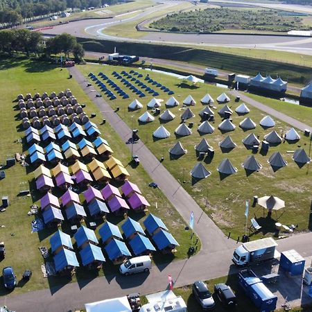 100 Jaar Tt Circuit Assen 2025 Glamping Incl Stroom Exteriör bild