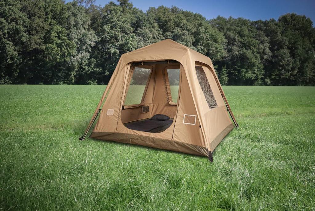 100 Jaar Tt Circuit Assen 2025 Glamping Incl Stroom Exteriör bild