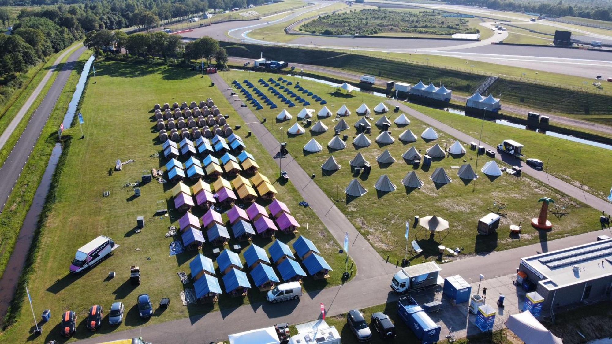 100 Jaar Tt Circuit Assen 2025 Glamping Incl Stroom Exteriör bild